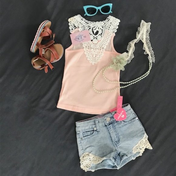 Girls Denim Shorts w/Lace Accent. Adjustable Waist - Picture 10 of 11